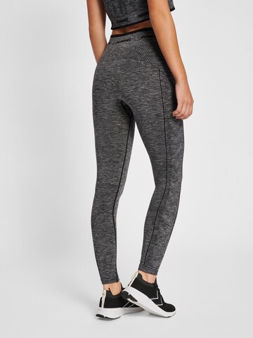 Skinny Pantaloni sport 'CAMI' de la Hummel pe negru