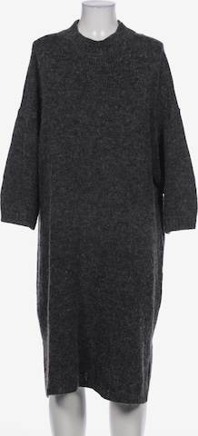 Monki Dress in M in Grey: front
