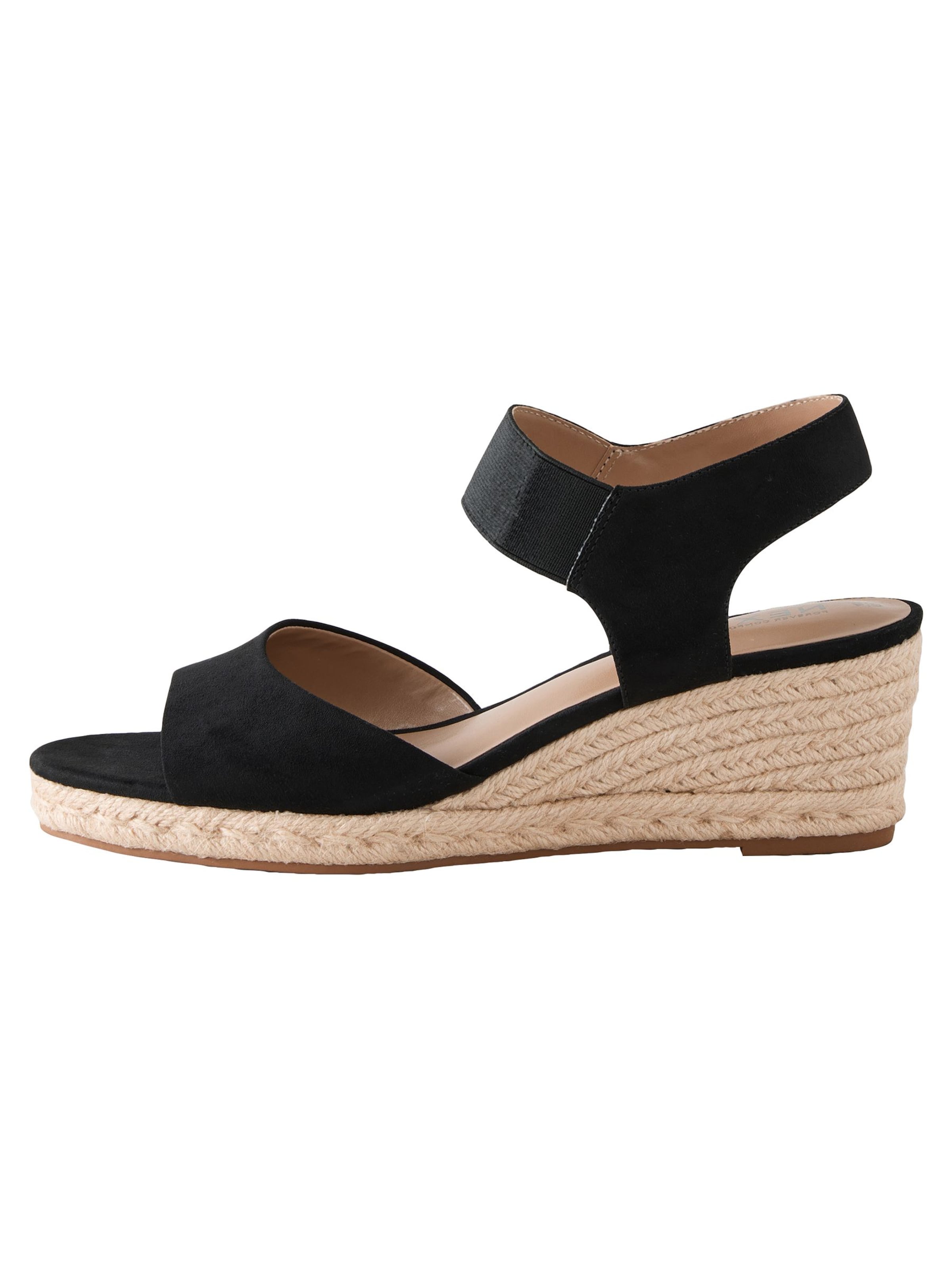 Sandalo di Next in nero: frontale