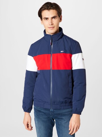 Tommy Jeans Přechodná bunda – modrá: přední strana