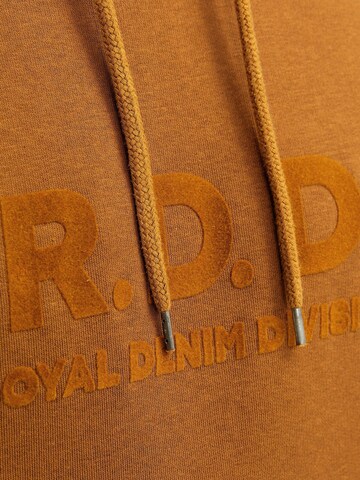R.D.D. ROYAL DENIM DIVISION Sweatshirt 'Aiden' in Oranje