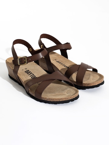 Bayton Sandalen met riem 'Canberra' in Bruin