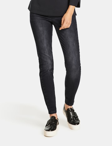 GERRY WEBER Slimfit Jeans in Grijs: voorkant