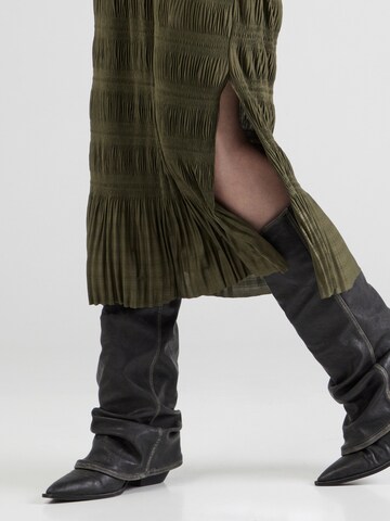 Robe 'Josefin' ABOUT YOU en vert