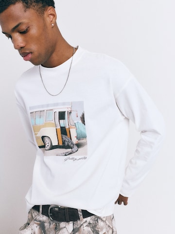 Pull&Bear Shirt in Weiß: Vorderseite