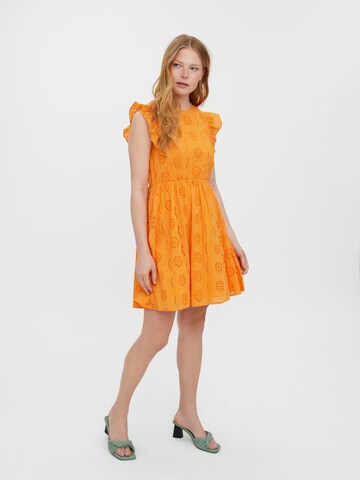 VERO MODA فستان صيفي 'Naima' بلون برتقالي