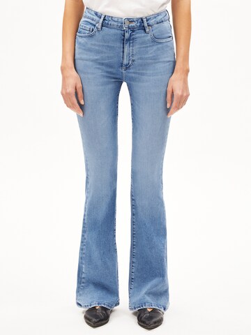 ARMEDANGELS Flared Jeans 'ANAMAA' in Blue