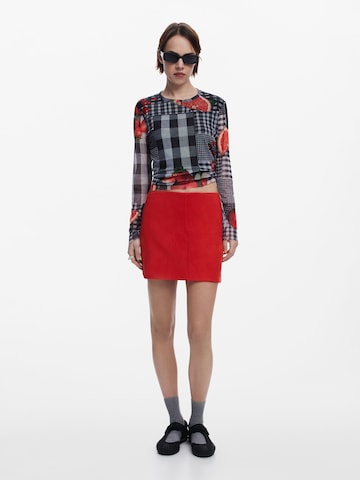 Desigual - Camiseta en negro