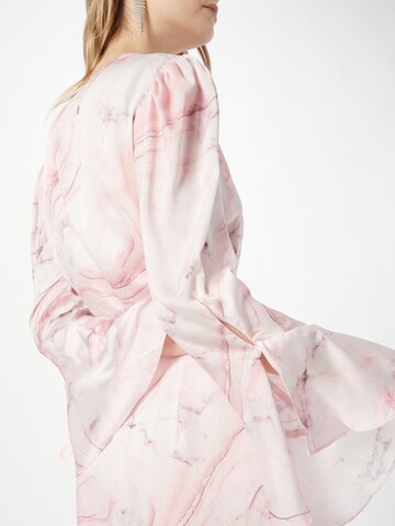 GUESS Платье 'MADDALENA' в Ярко-розовый