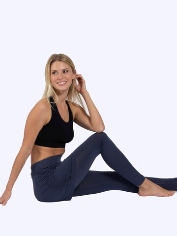 Magadi Skinny Sporthose 'Lara'‌‌‌‌‌‌‌‌‌ in Blau