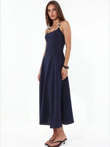 Hiccup Dress 'Midi' in Blue
