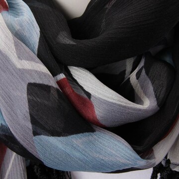 Diane von Furstenberg Scarf & Wrap in One size in Mixed colors