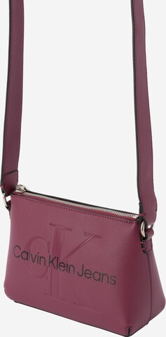 Sac à bandoulière Calvin Klein Jeans en violet : devant