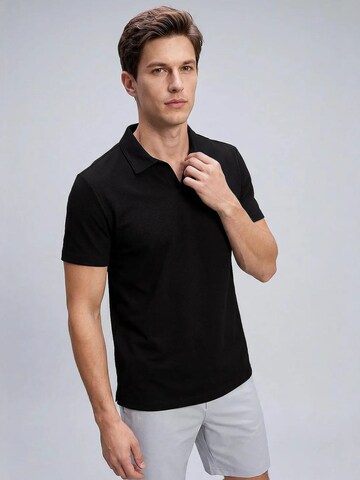 Tommy Life - Camisa 'T-Shirts' em preto