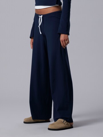 LMTD - Loosefit Pantalón en azul: frente