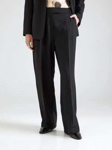 Loosefit Pantaloni con piega frontale di s.Oliver BLACK LABEL in nero: frontale