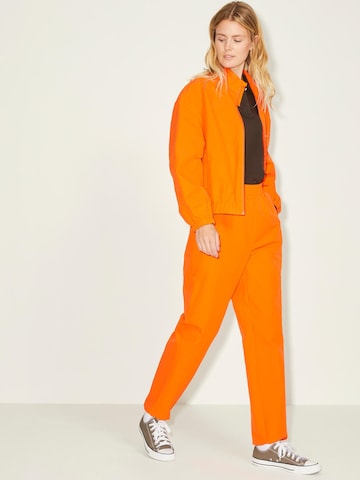 Effilé Pantalon 'HAILEY' JJXX en orange