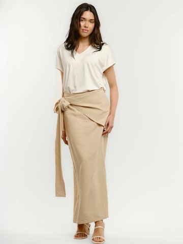 Liberte Essentiel Top ' NUNI ' in White