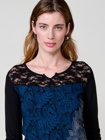 Maglietta di KOROSHI in blu