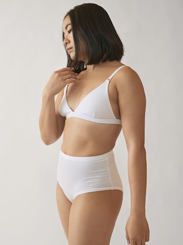 Triangle Soutien-gorge ARMEDANGELS en blanc