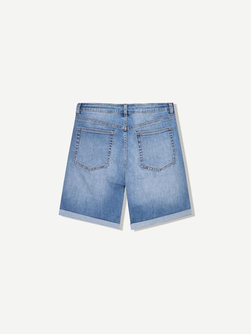 regular Jeans di Bershka in grigio