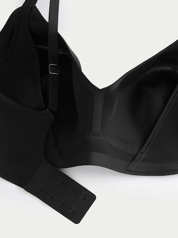 Classique Soutien-gorge d’allaitement 'Body Invisibles™' Marks & Spencer en noir