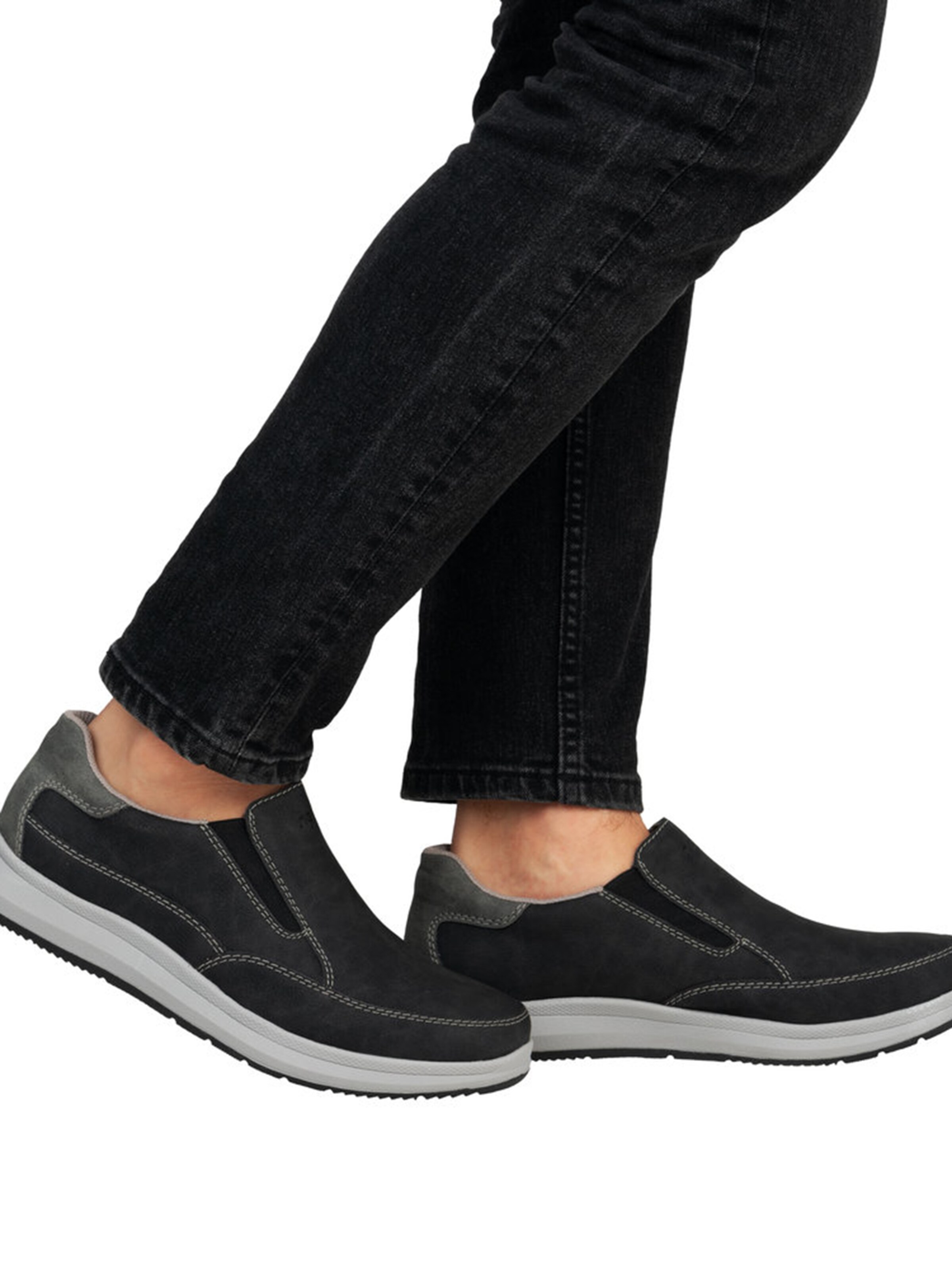 Rieker Пантофи в черно