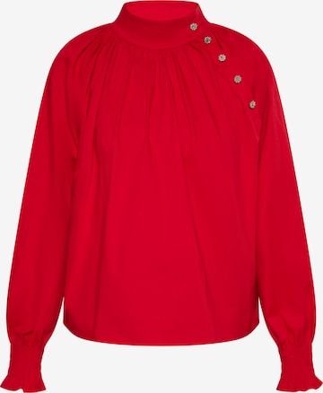 faina Pusero värissä punainen: etupuoli