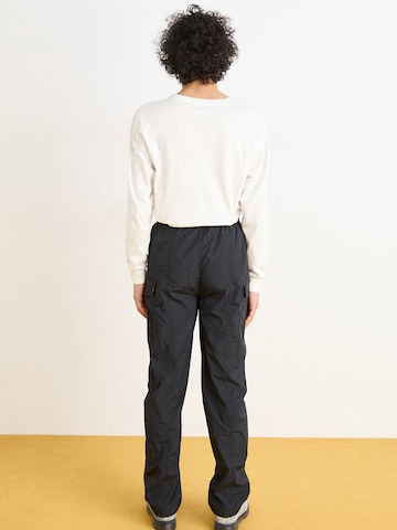 ALPHA INDUSTRIES Обычный Брюки-карго в Черный