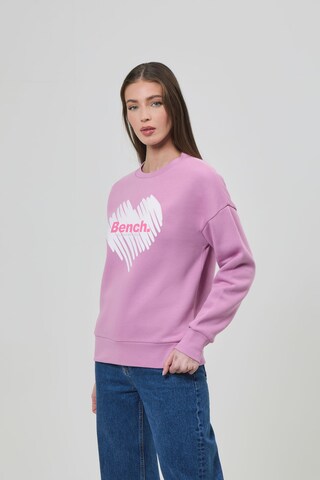 BENCH Sweatshirt in Lila