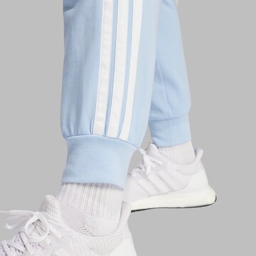 Tapered Pantaloni sport 'Essentials' de la ADIDAS SPORTSWEAR pe albastru