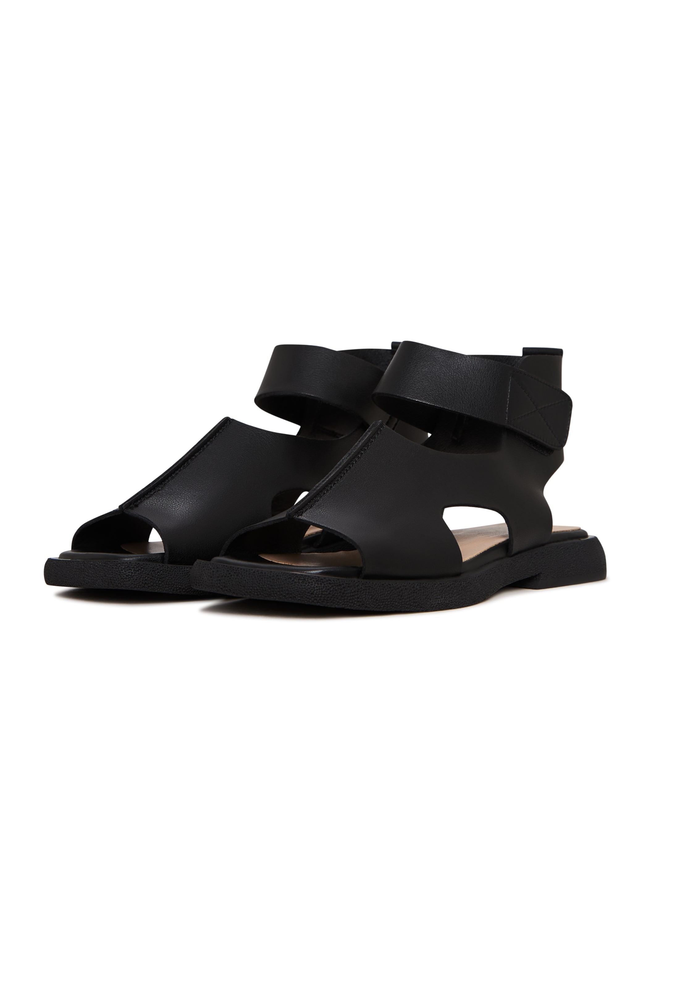 CESARE GASPARI - Sandalias en negro