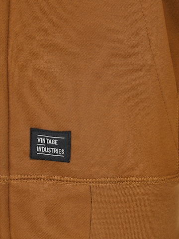 Veste de survêtement 'Redstone' Vintage Industries en marron