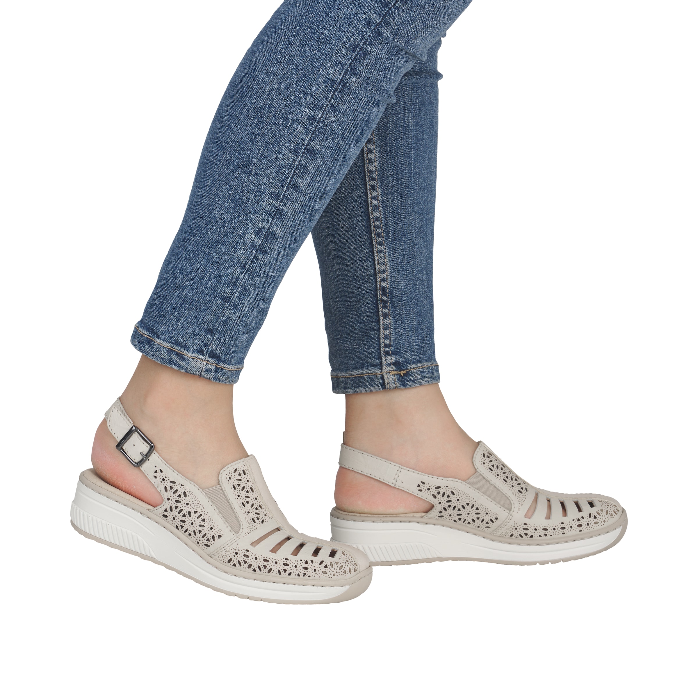 Escarpins à bride arrière Rieker en beige