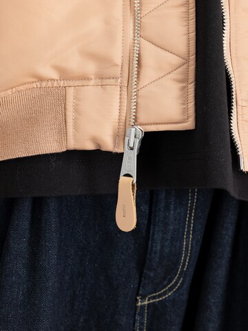 ALPHA INDUSTRIES Tussenjas 'MA-1 Candy Crew' in Oranje