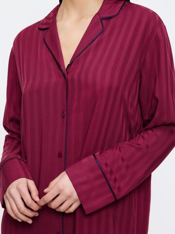 TRIUMPH Nachthemd ' Amourette Jacquard ' in Rood