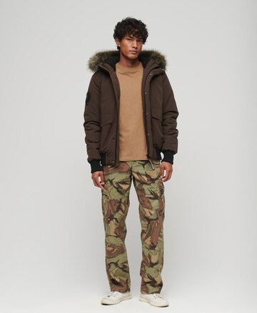 Superdry Winterjas 'Everest' in Bruin