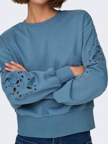 ONLY Sweatshirt 'ONLWinnie' in Blau