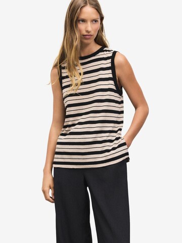 Next - Top em preto: frente