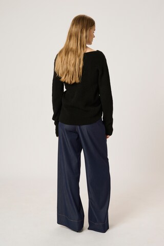 My Essential Wardrobe Pullover 'Luna' in Schwarz