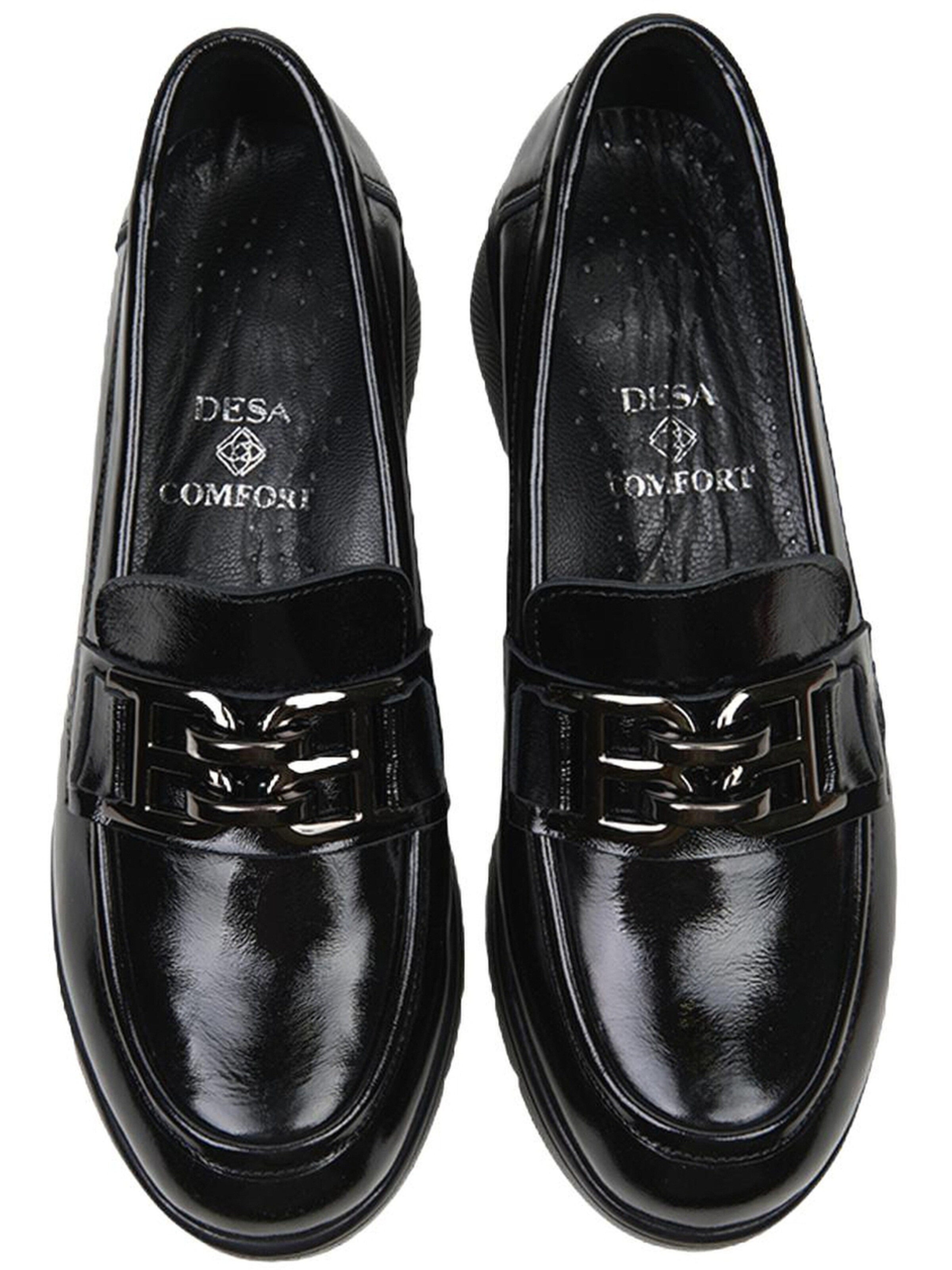 Desa Classic Flats 'Slipper' in Black