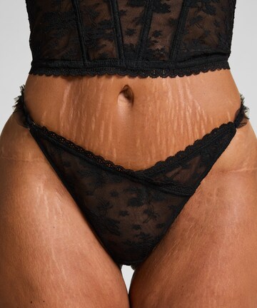 Hunkemöller Thong 'Darcy' in Black: front