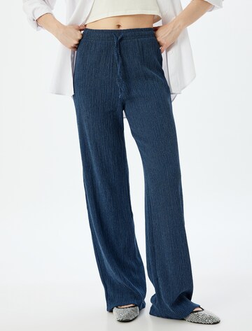 Koton Loose fit Trousers in Blue: front