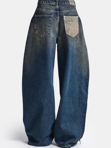 Barrel Jean 'PATCHED BARREL MID RISE JEANS' IT'S BASIC en bleu