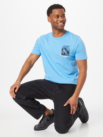 T-Shirt 'JAAMES SUMMER MOUNTAIN' ARMEDANGELS en bleu