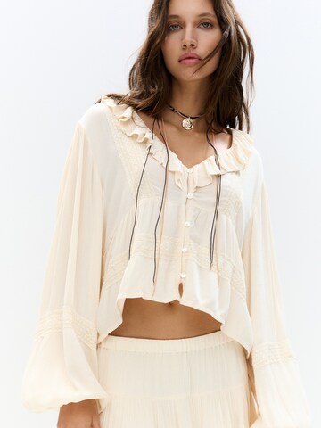 Pull&Bear Blouse in Beige