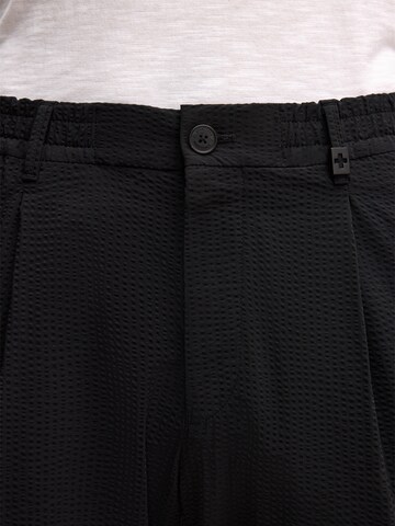 STRELLSON Regular Bundfaltenhose 'Lui' in Schwarz