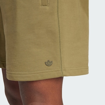 ADIDAS ORIGINALS Regular Shorts in Grün