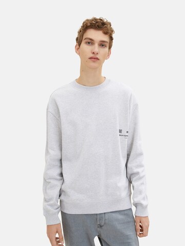 TOM TAILOR DENIM Sweatshirt in Grey: front