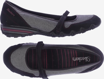 SKECHERS Flats & Loafers in 40 in Grey: front